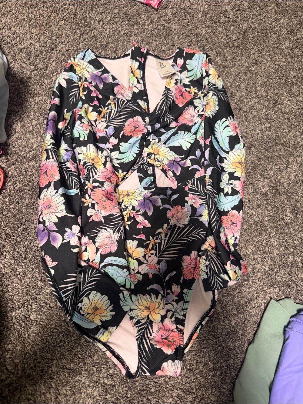 10 piece : Girls swim suit bundle! Size 10/12 w/ 3 swim cover ups! - Picture 12 of 16